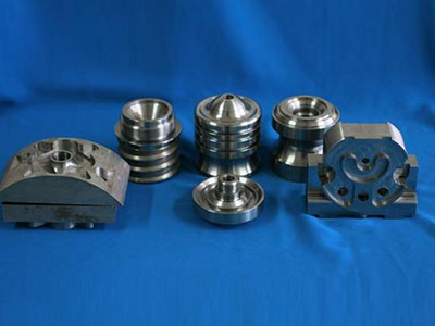 機(jī)械零件，精密機(jī)械零件加工，盡在業(yè)成精密?。? />
                    </a>
?業(yè)成精密專(zhuān)注精密機(jī)械零件加工11年，專(zhuān)業(yè)從事精密機(jī)械零件加工、 CNC機(jī)加工、鋁合金CNC加工、精密鏡面放電加工等 。現(xiàn)有 高精度 CNC6臺(tái)、日本沙迪克2臺(tái)...                    <a class=